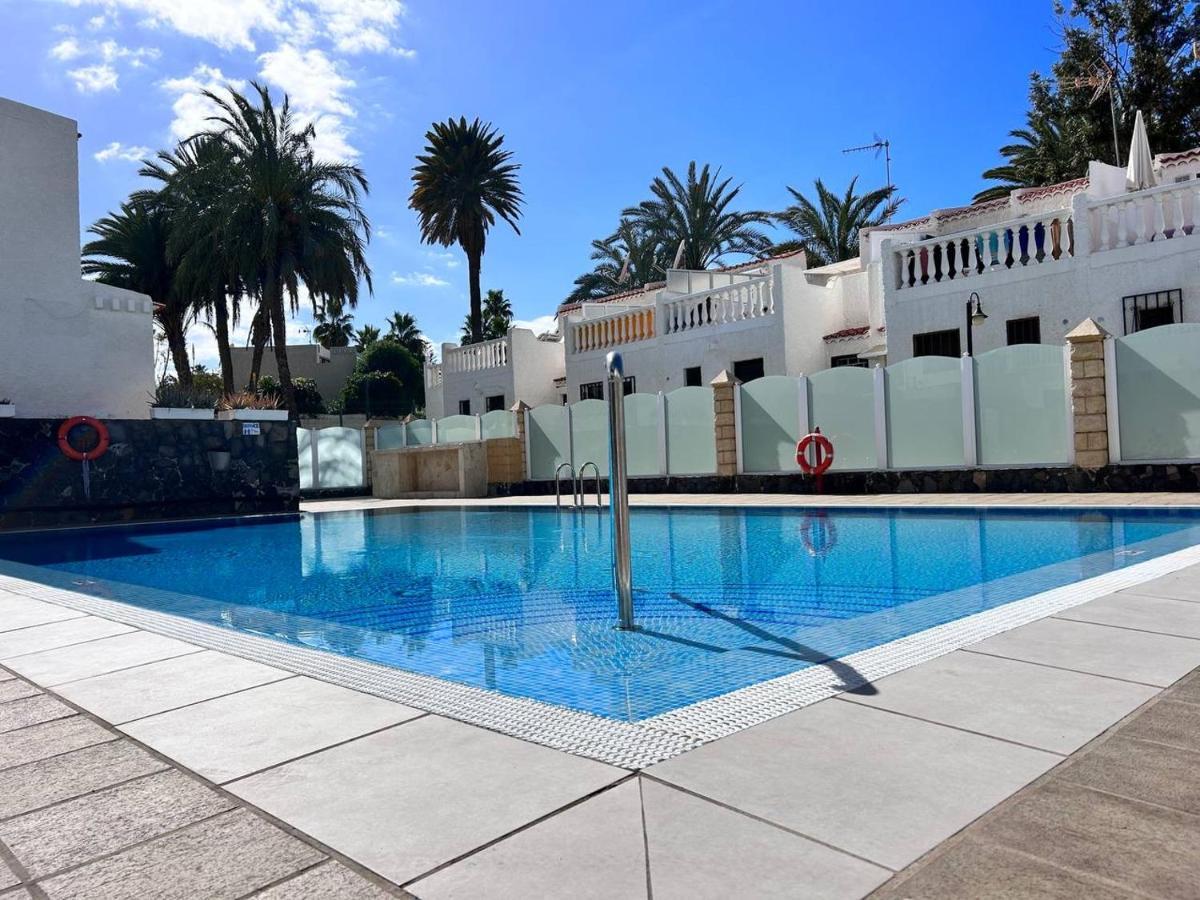 Apartment Virginia Playa de las Americas  Exterior photo